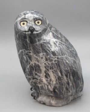 Owl by Manasie Akpaliapik #1326 / 9"H(SOLD)